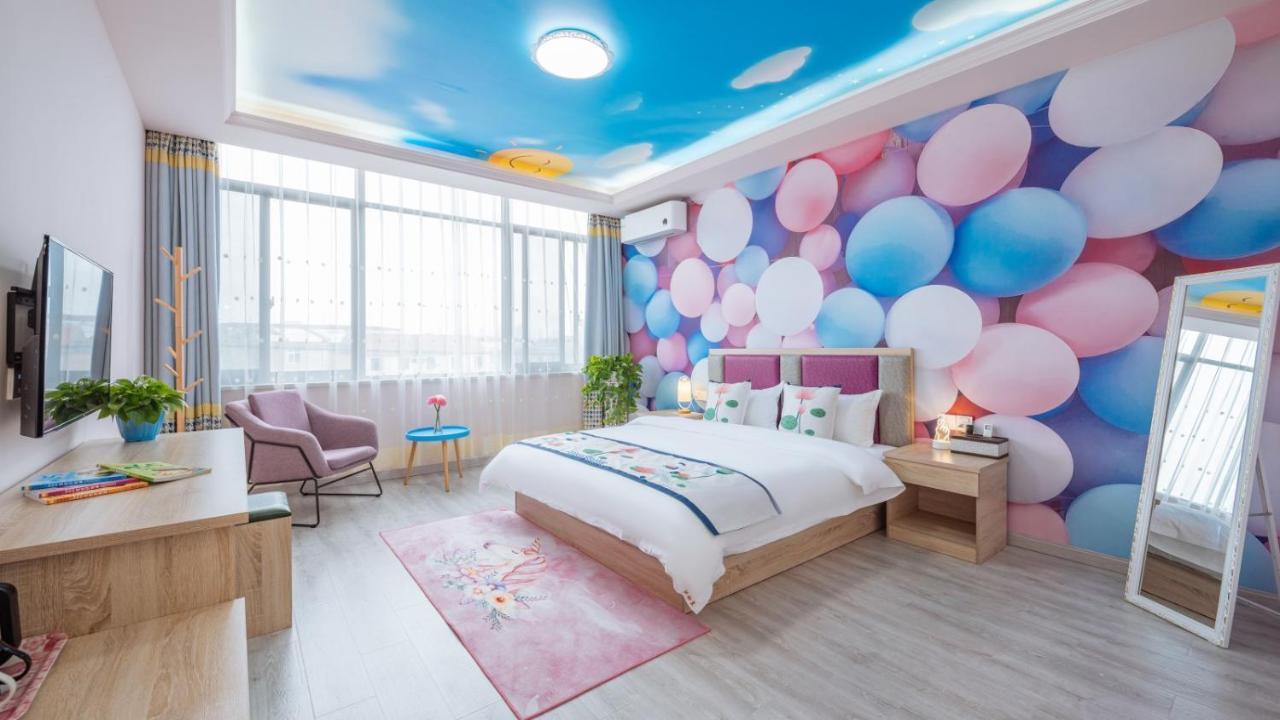 Hotel Floral Pudong Mingyuge Theme International Tourism Shanghai